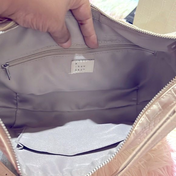 NWOT A New Day Shoulder Bag & Wallet you can Use this as A Hang on Shoulder - Picture 12 of 15